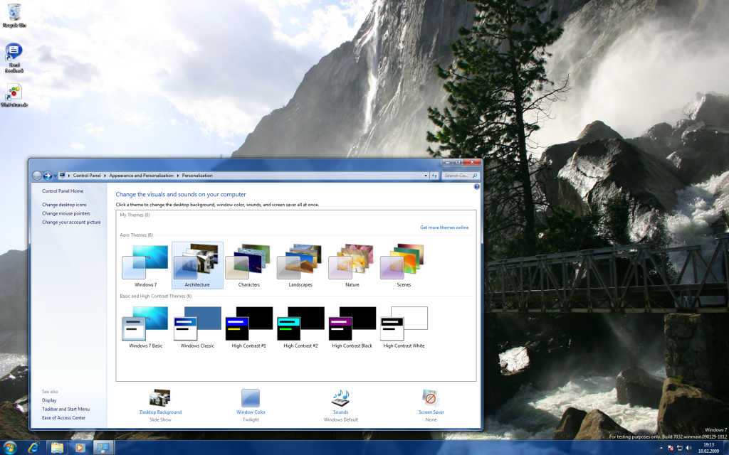 13 Windows 7 Build 7032 Screenshots